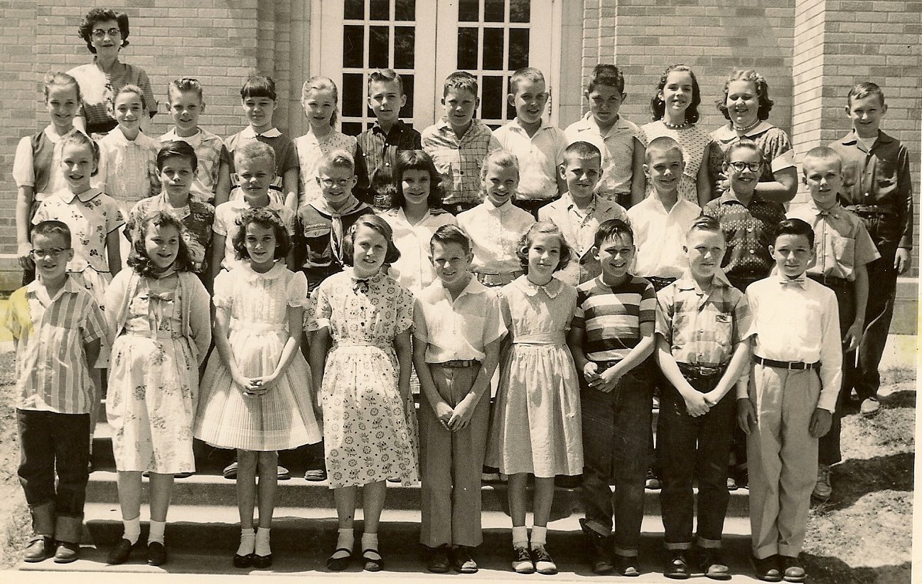 Photo scanned by Linda Bruce